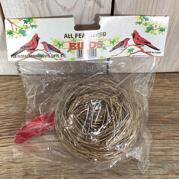 Lot 12 Vintage Feathered Birds for Crafts - Picture 8 of 16